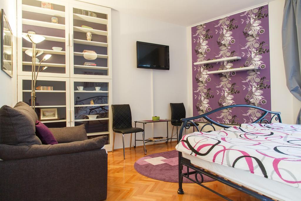 Stay In Apartments Belgrade Bilik gambar