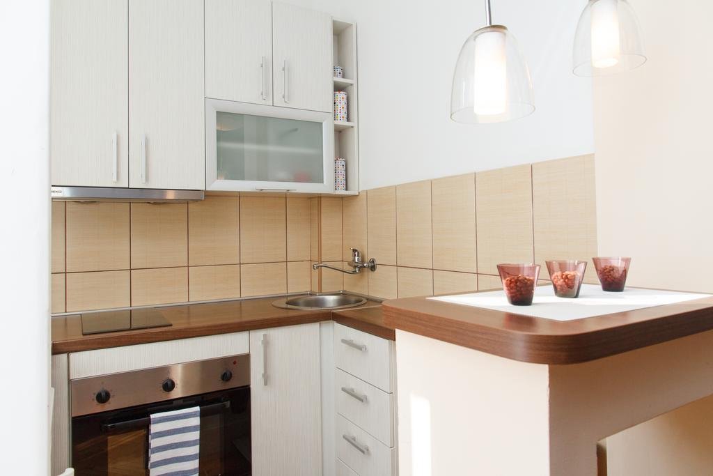 Stay In Apartments Belgrade Bilik gambar